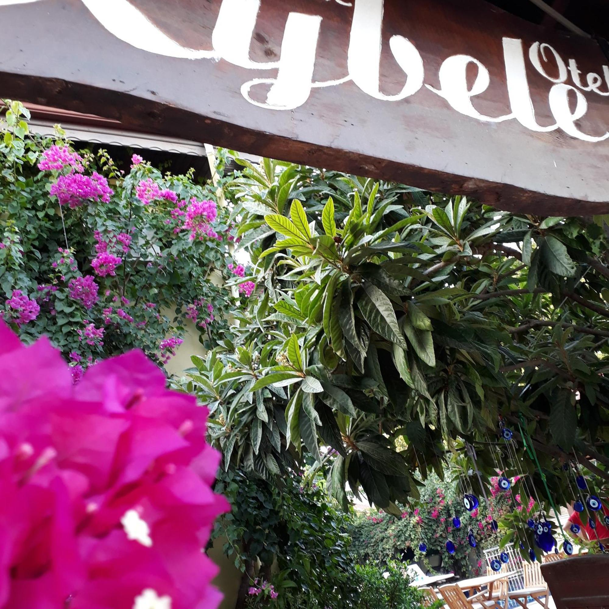 Kybelehotel *